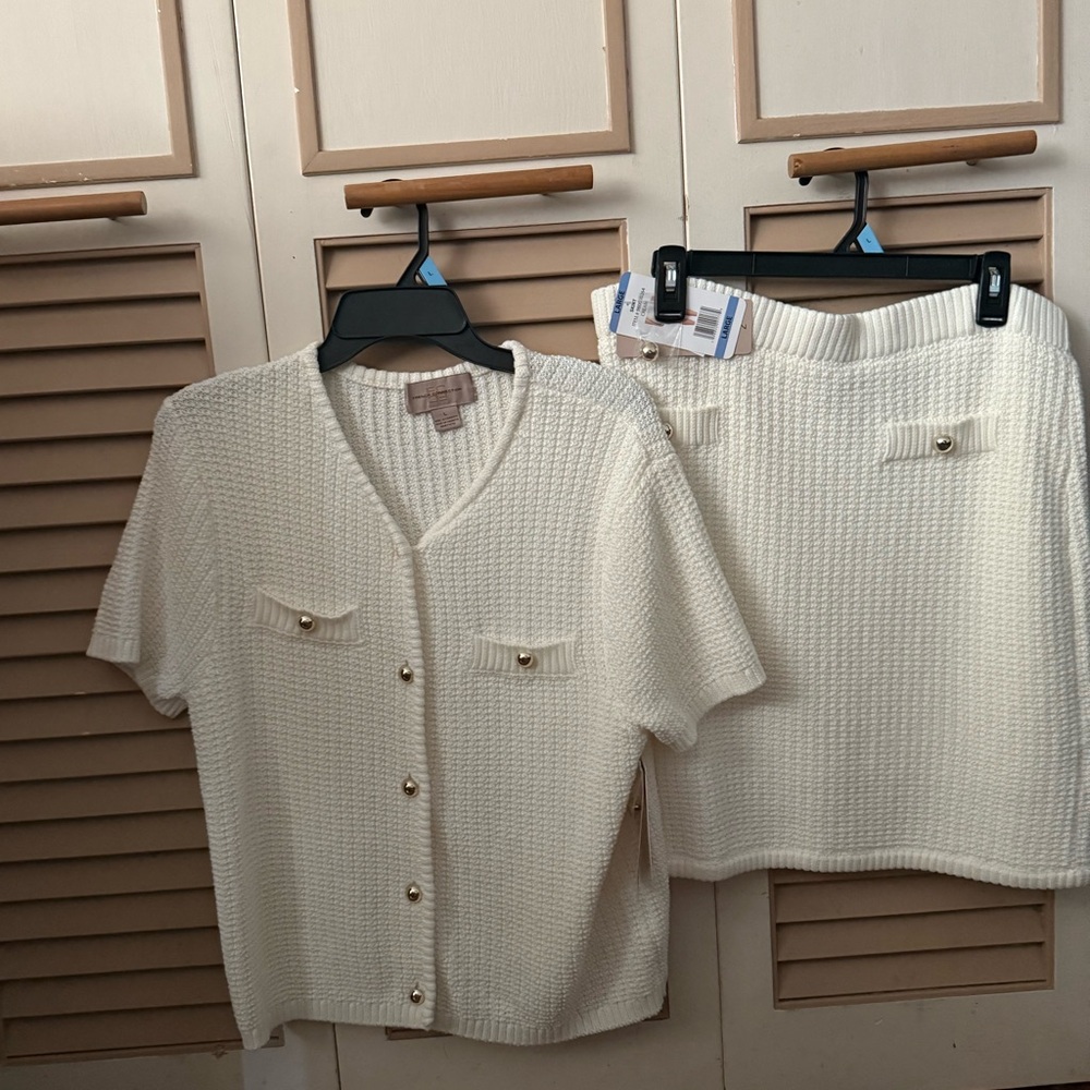 French Connection Cream Button Down Knit Shirt Skirt set